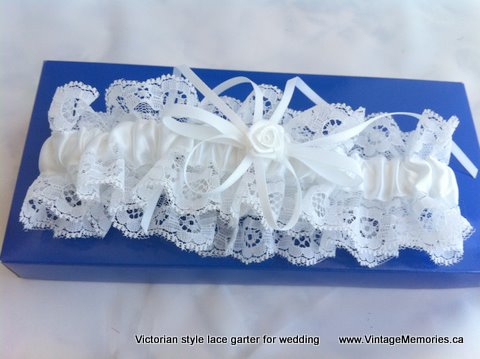 beautiful garter for wedding