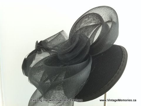 Evening Feather Mini hat