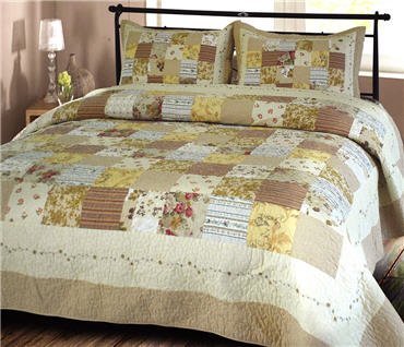mayfield_beige_Handcrafted cotton quilt
